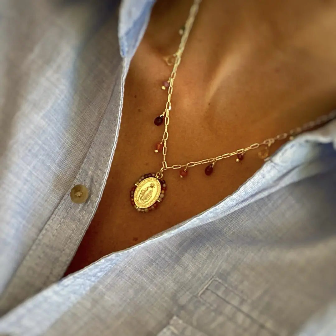 🌟 Collar con Medalla de la Virgen 🌟 Tu amuleto de fe y protección siempre contigo